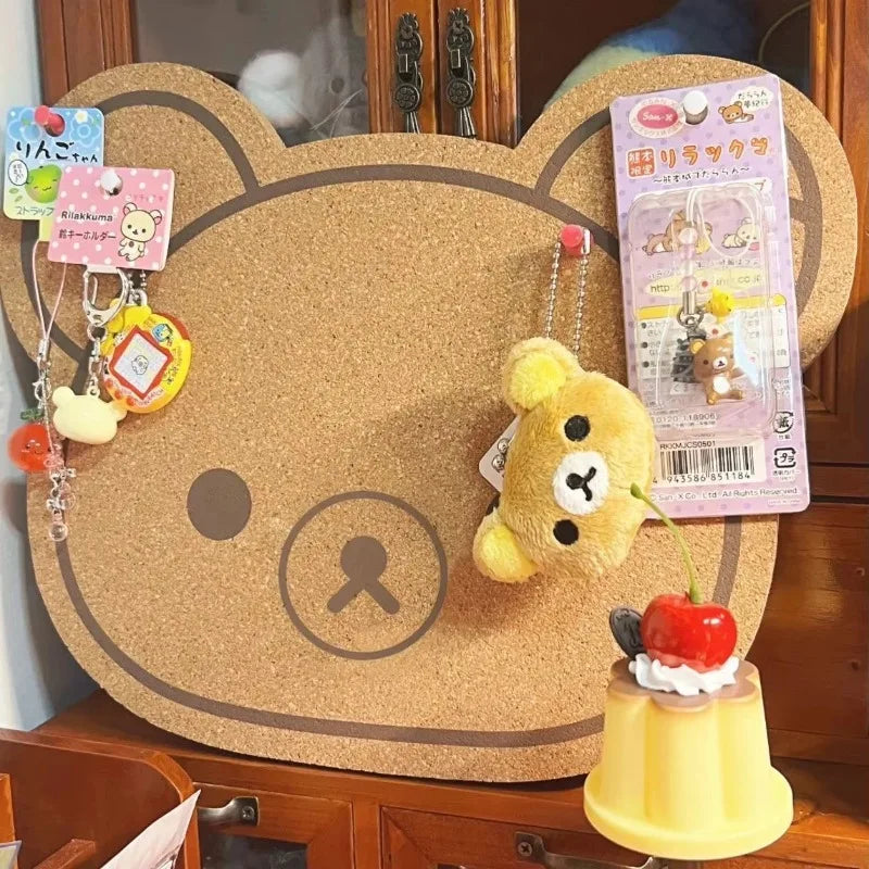 Rilakkuma Ayı Keçe Duvar Panosu – Çocuk Odası Dekor Sticker
