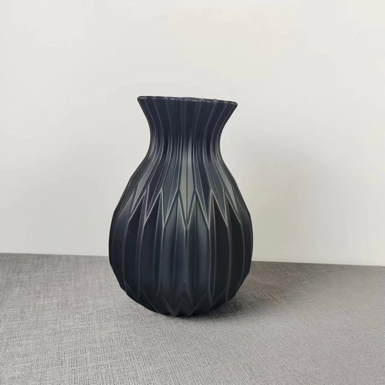 Minimalist Ceramic-Look Vase – Modern Home Decor for Living Room & Table