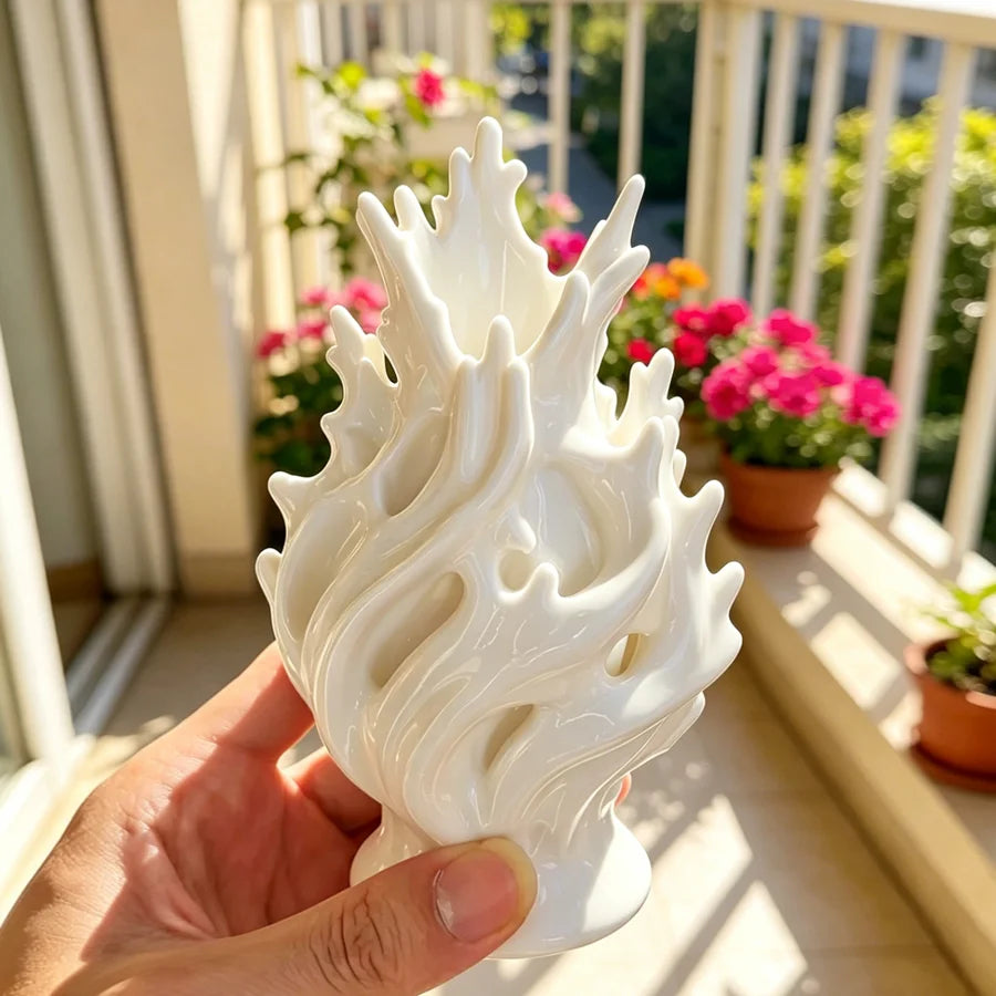 Elegant Plastic Flower Vase – Lightweight Home Decor for Living Room & Office
