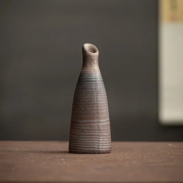 Handcrafted Ceramic Vase – Modern Minimalist Home Décor