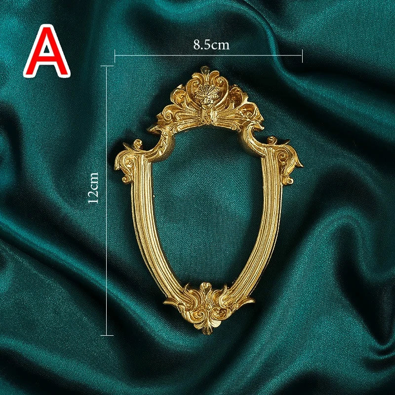 Golden Retro Resin Photo Frame – Decorative Home Accent & Photo Prop